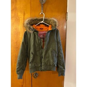 Green bomber with hood